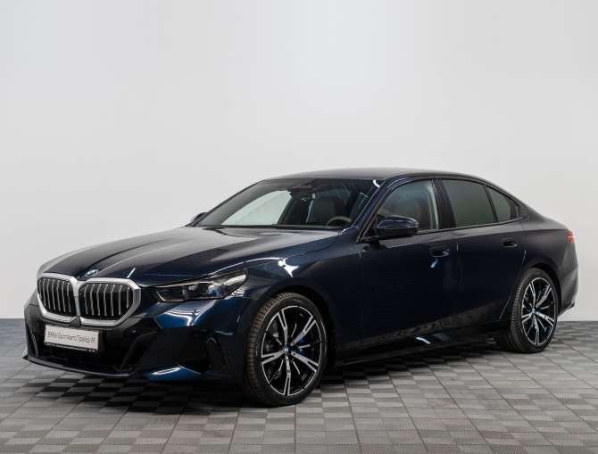 BMW 5 серии 530i xDrive 2.0 AT (258 л.с.) 4WD