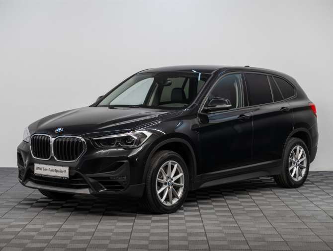 BMW X1 20i xDrive 2.0 AT (192 л.с.) 4WD