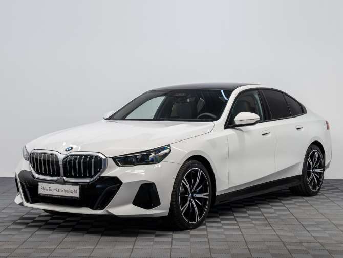 BMW 5 серии 530i xDrive 2.0 AT (258 л.с.) 4WD