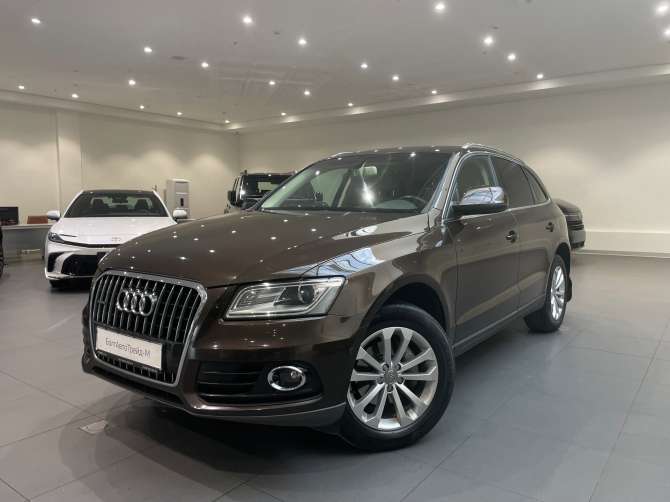 Audi Q5 2.0 AT (225 л.с.) 4WD