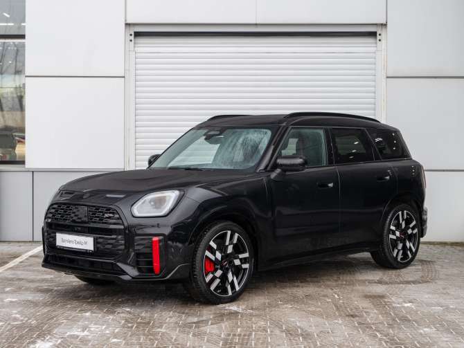 Mini Countryman John Cooper Works 2.0 AMT (300 л.с.) 4WD