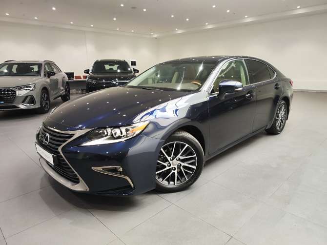 Lexus ES 200 2.0 AT (150 л.с.)