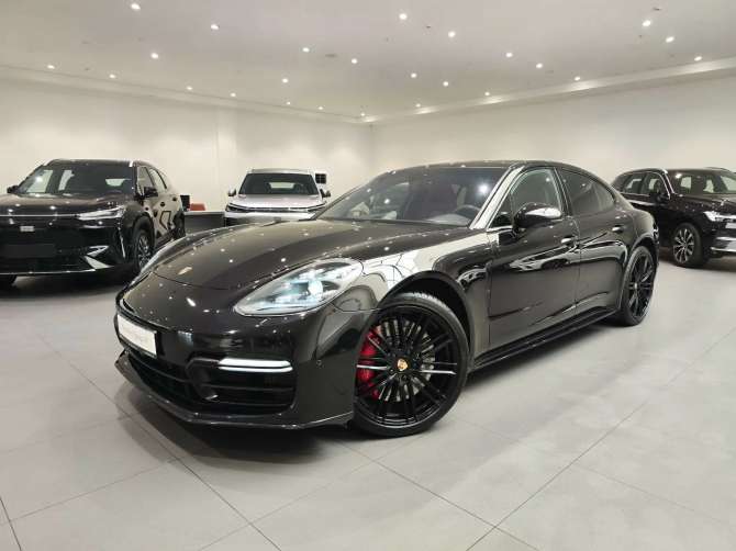 Porsche Panamera Turbo 4.0 AMT (550 л.с.) 4WD
