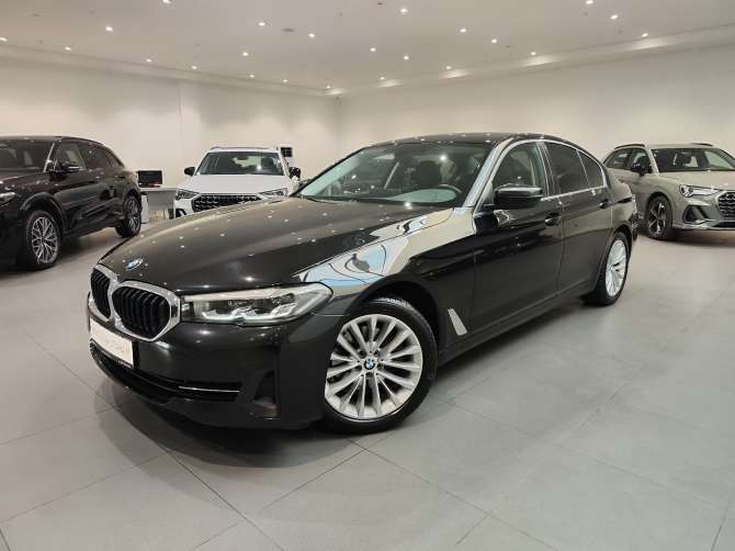BMW 5 серии 520i 2.0 AT (184 л.с.)