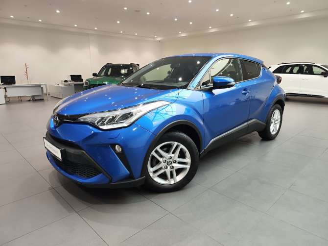 Toyota C-HR 2.0 CVT (148 л.с.)