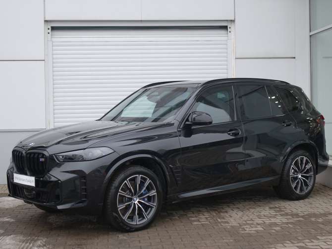 BMW X5 M60i 4.4 AT (530 л.с.) 4WD