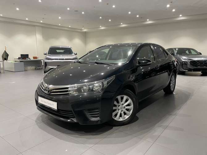 Toyota Corolla 1.6 CVT (122 л.с.)