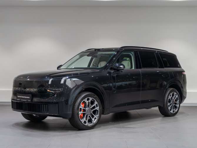 Lynk & Co 900 2.0hyb AT (734 л.с.) 4WD