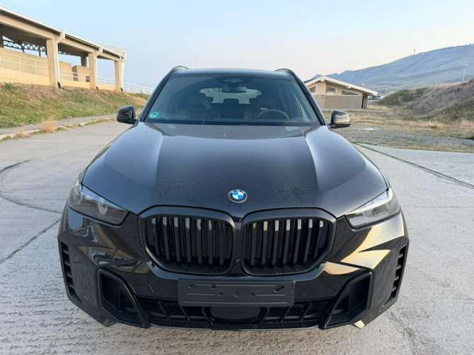 BMW X5 40d 3.0d AT (352 л.с.) 4WD