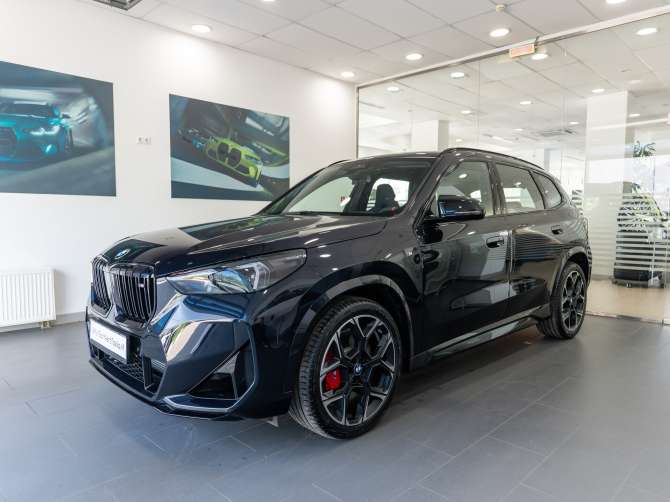 BMW X1 M35Li 2.0 AMT (300 л.с.) 4WD