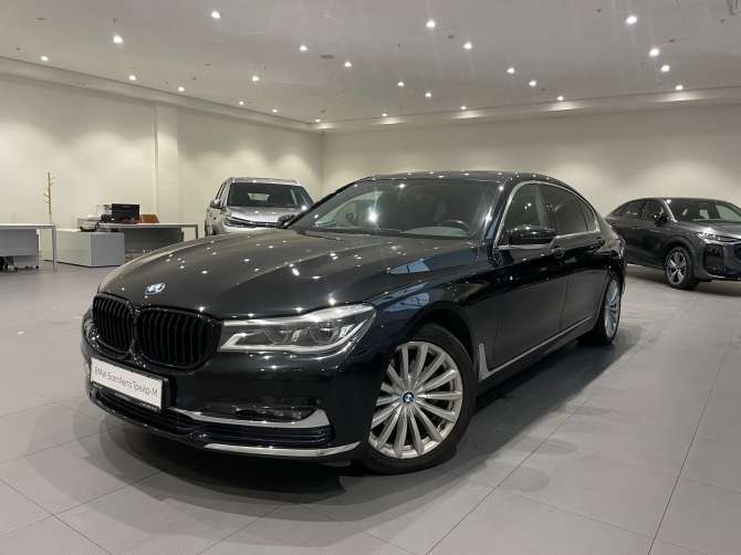 BMW 7 серии 730Ld xDrive 3.0d AT (265 л.с.) 4WD
