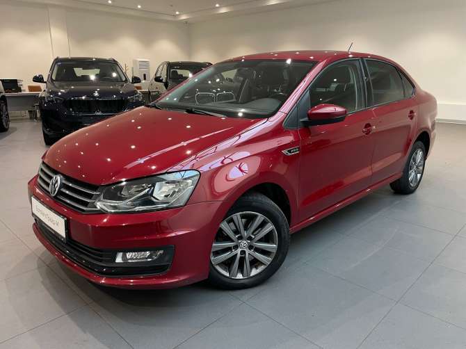 Volkswagen Polo 1.6 AT (110 л.с.)