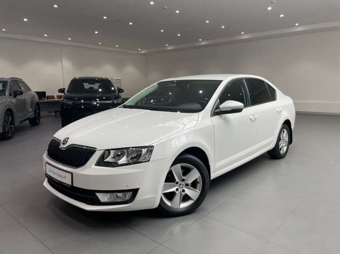 Skoda Octavia 1.6 MT (110 л.с.)