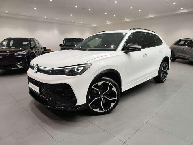 Volkswagen Tiguan L Pro 2.0 AMT (220 л.с.) 4WD