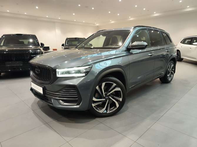 Geely Monjaro 2.0 AT (238 л.с.) 4WD