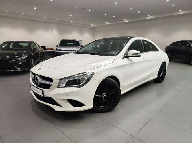 Mercedes-Benz CLA 200 1.6 AMT (156 л.с.)